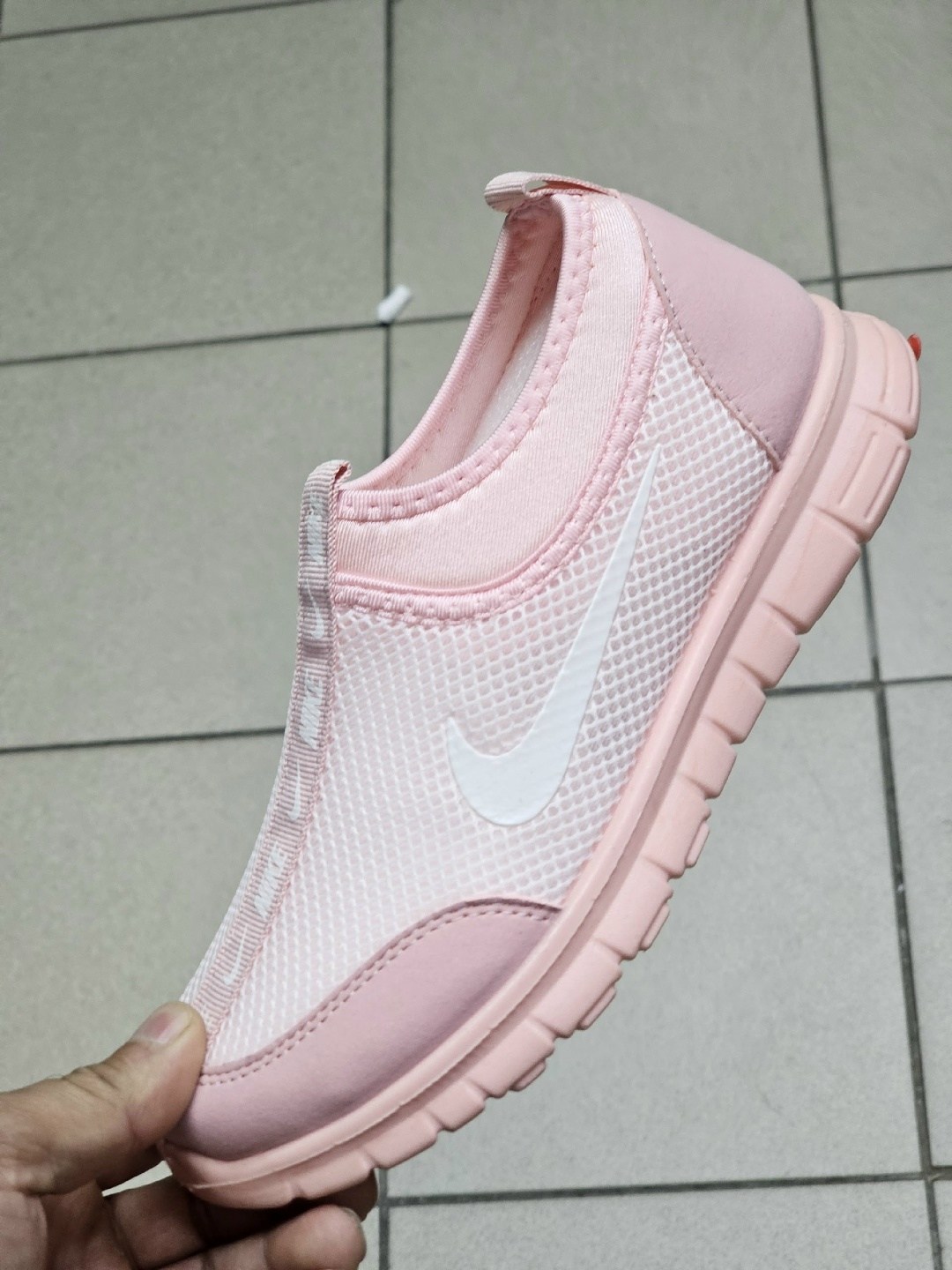 кроссовки женскиe,кроссовки, женская,женские кроссовки nike,кроссовки женские летние