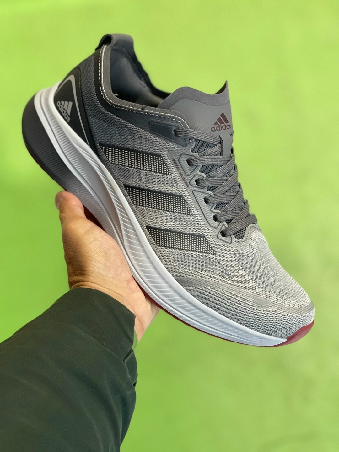 мужские кроссовки adidas,кроссовки adidas,кроссовки,кроссовки адидас дыши,кроссовки адидас новая коллекция 2026