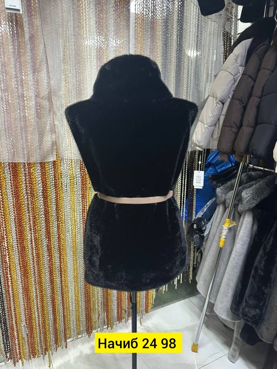 меховая жилет,манишка меховая,жилет меховой женский,женские жилеты,манишка норковая