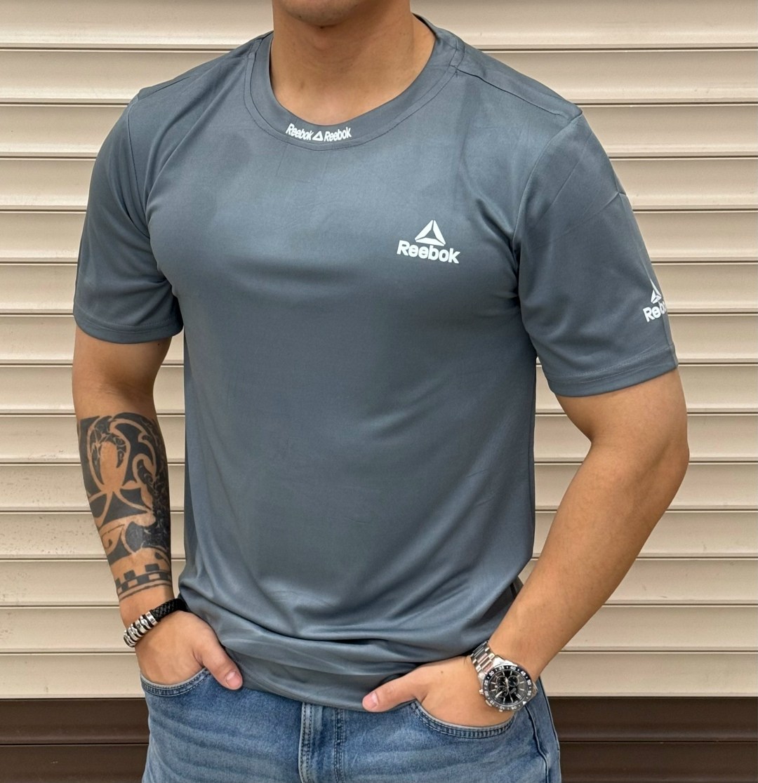 футболка мужская,футболки для мужчин,футболка,мужская черная футболка