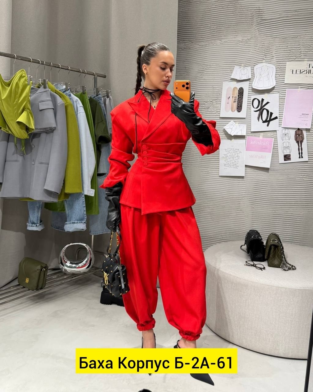 брючный костюм женский,женский костюм,белый костюм,белый брючный костюм,брючный костюм с поясом