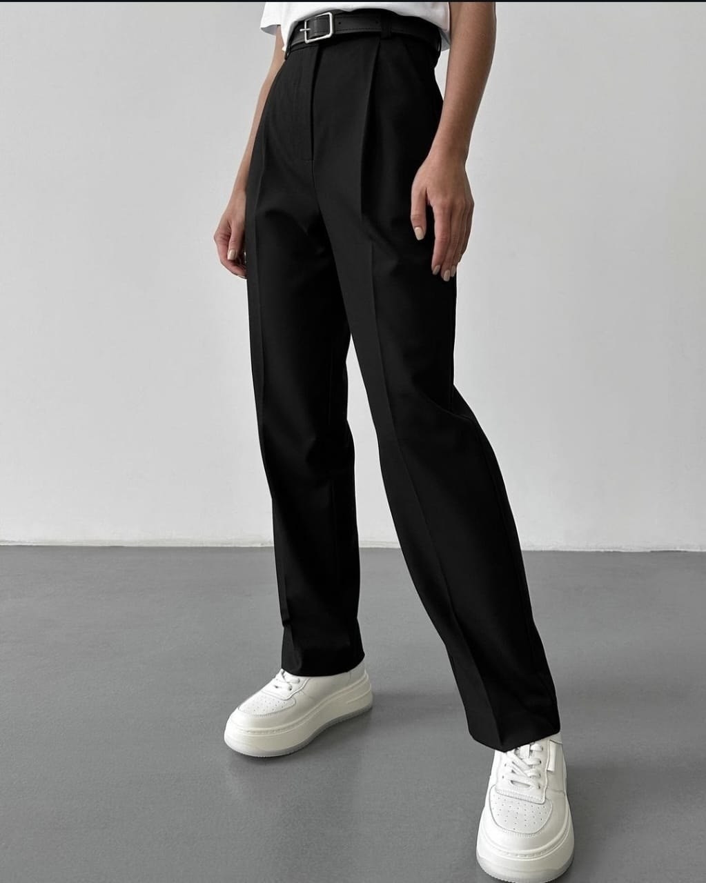 модные брюки,брюки широкие,серые широкие брюки,брюки капри в базовых цветах,прямые брюки