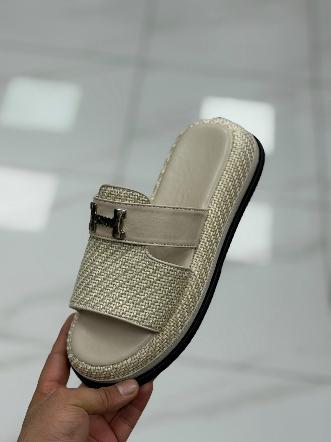 ,шлепанцы женские,женские шлепки,женские сандалии,сандалии