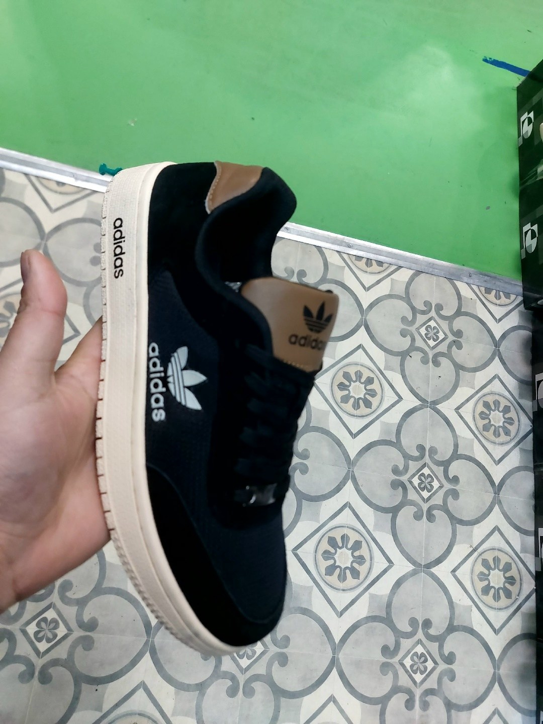 adidas кроссовки,мужские кроссовки adidas,,кроссовки женскиe,кроссовка