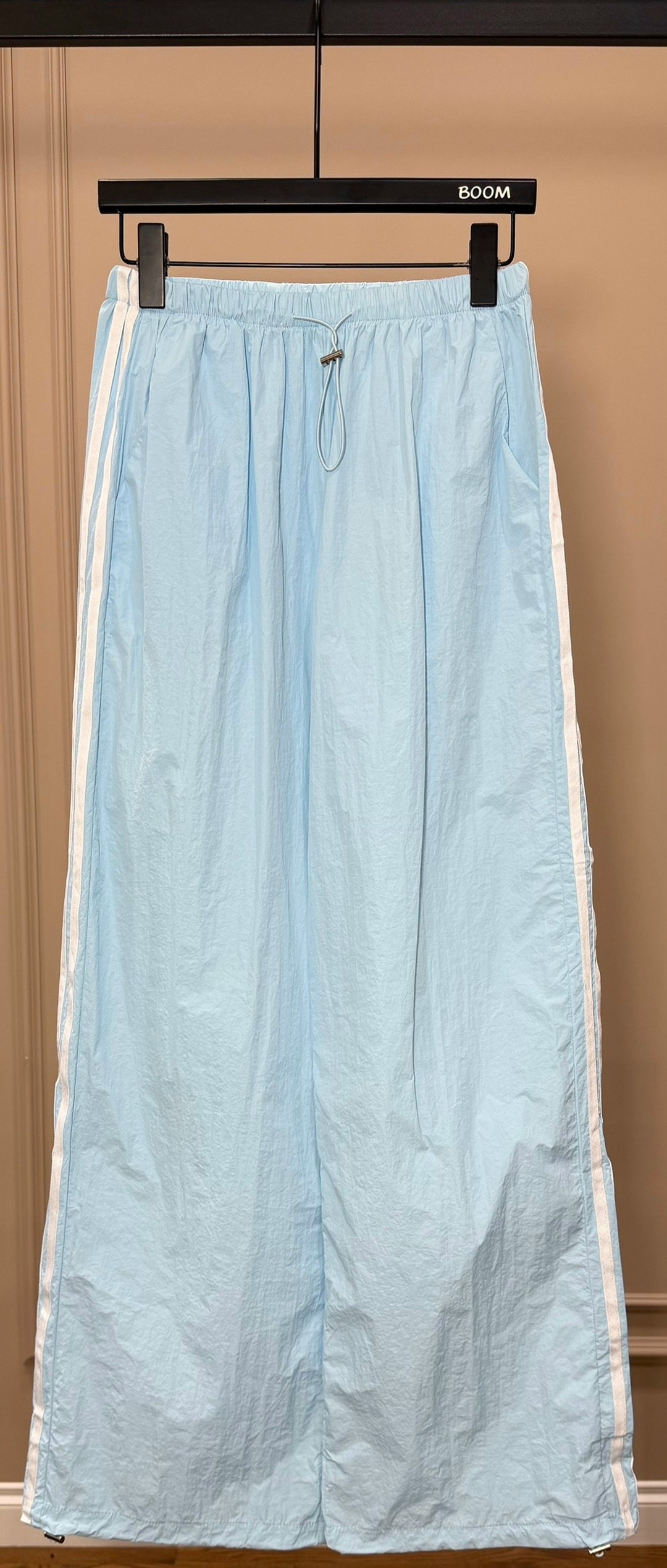 широкие брюки,брюки спортивные,повседневные брюки,брюки яркие,летние брюки