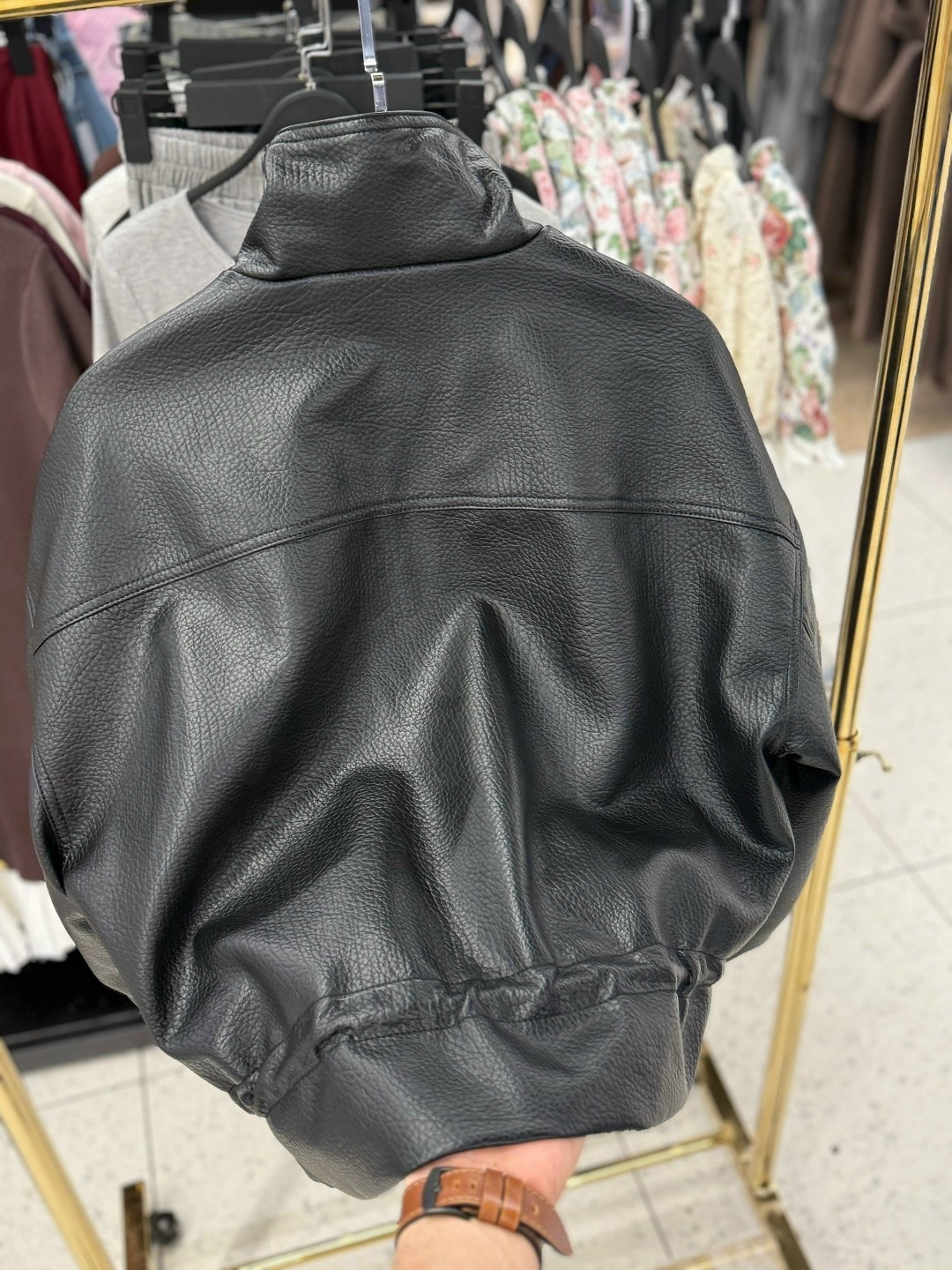 куртка кожаная,женские кожаные куртки,модная куртка,косуха куртка,куртка бомбер