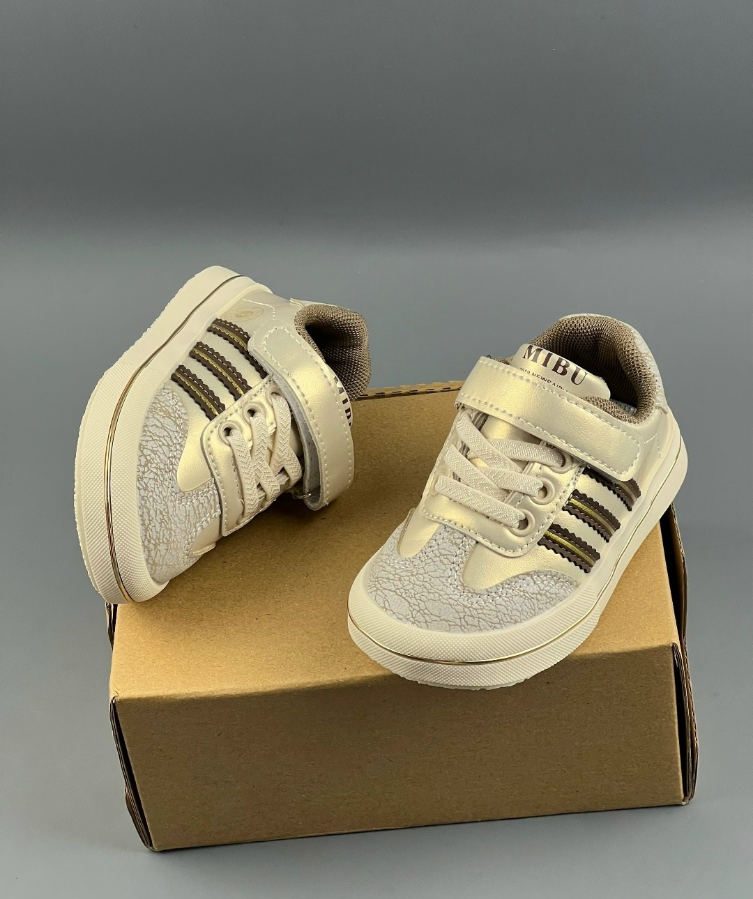 кроссовки adidas,детские кроссовки adidas,детские кроссовки,,кроссовки эко