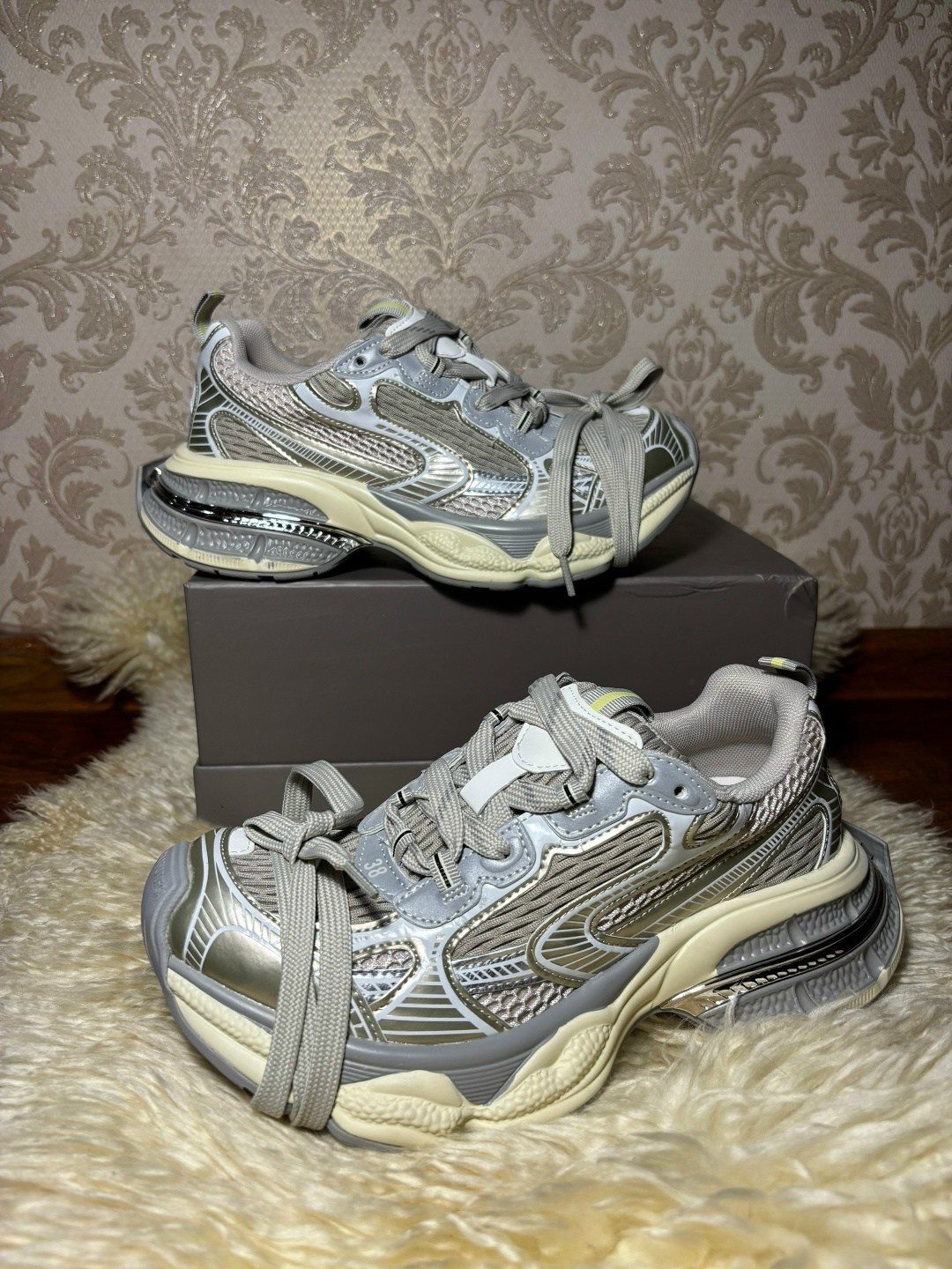 женские кроссовки balenciaga,кроссовки balenciaga,кроссовки balenciaga 3xl женские,баленсиага кроссовки женские,кроссовки спортивные мужские летние balenciaga