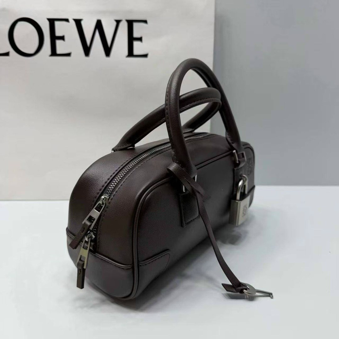 loewe сумка,сумка женская loewe кожаная с ручками,сумка женская loewe,сумка loewe классическая,сумка женская loewe из натуральной кожи