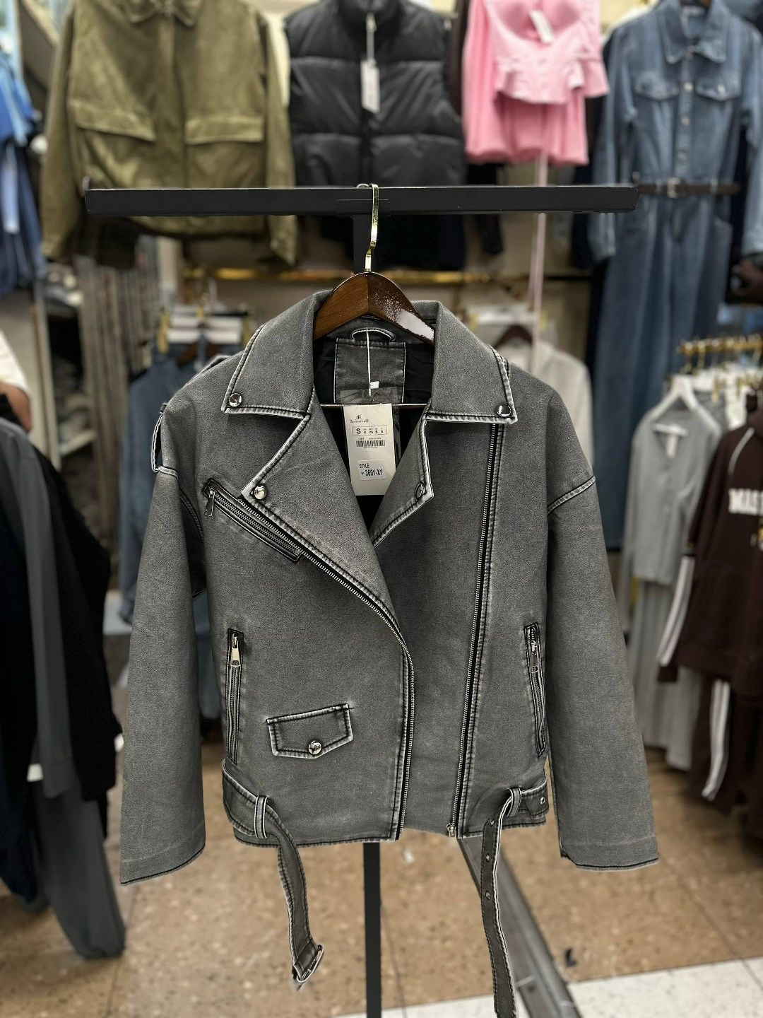 косуха винтажная куртка кожаная oversize серая monyken,куртка косуха женская,косуха винтажная кожаная куртка серая оверсайз mony,косуха серая винтажная куртка кожаная оверсайз aftfbasic,косуха серая