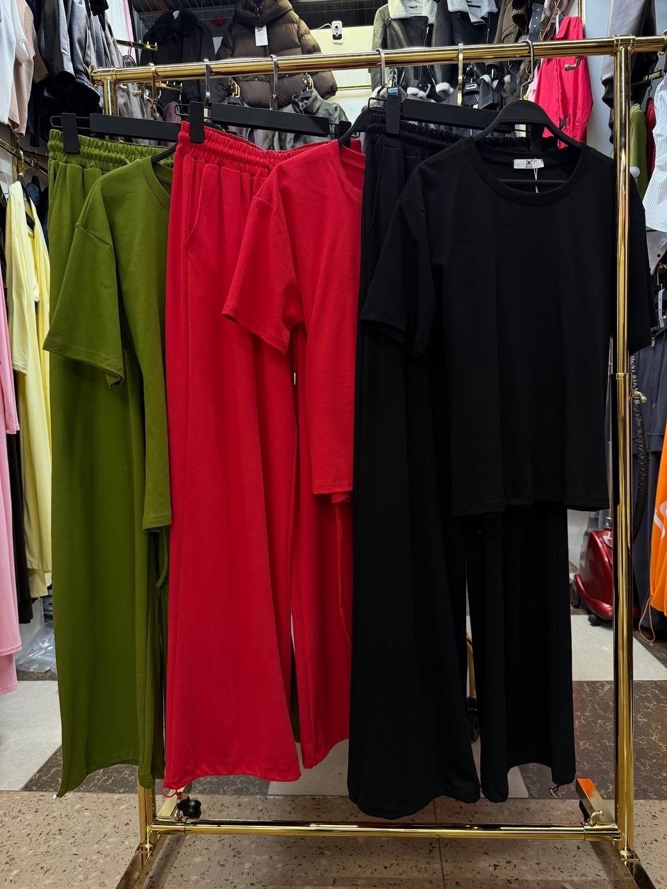 костюм повседневный,женский костюм,брючный трикотажный костюм,костюм трикотажный,летний костюм