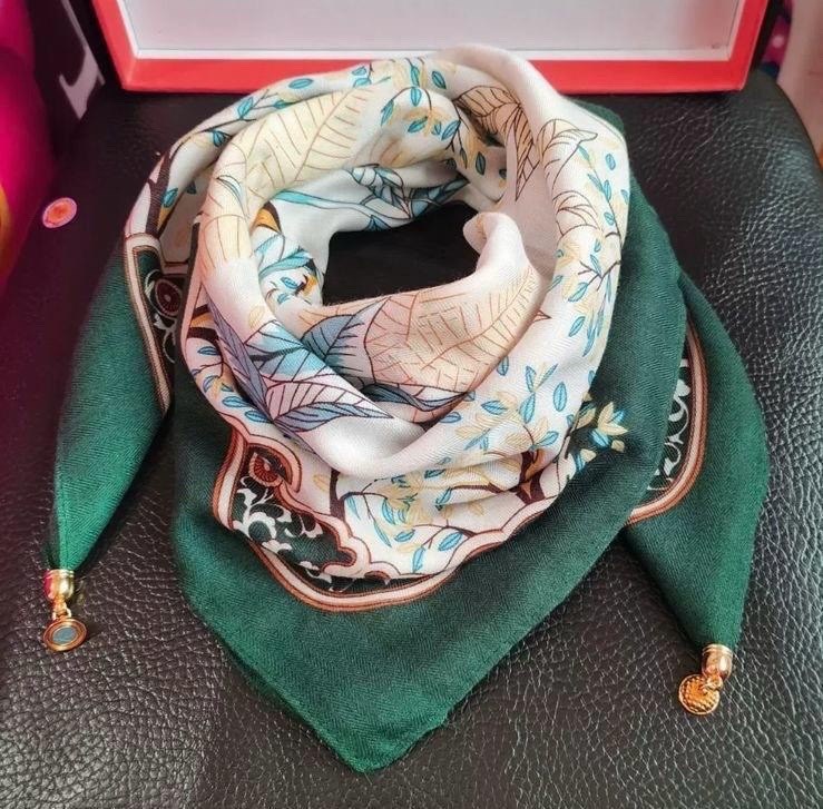 шелковые платки,шарфы и платки,шарфы для женщин,платки женские,шелковый шарф