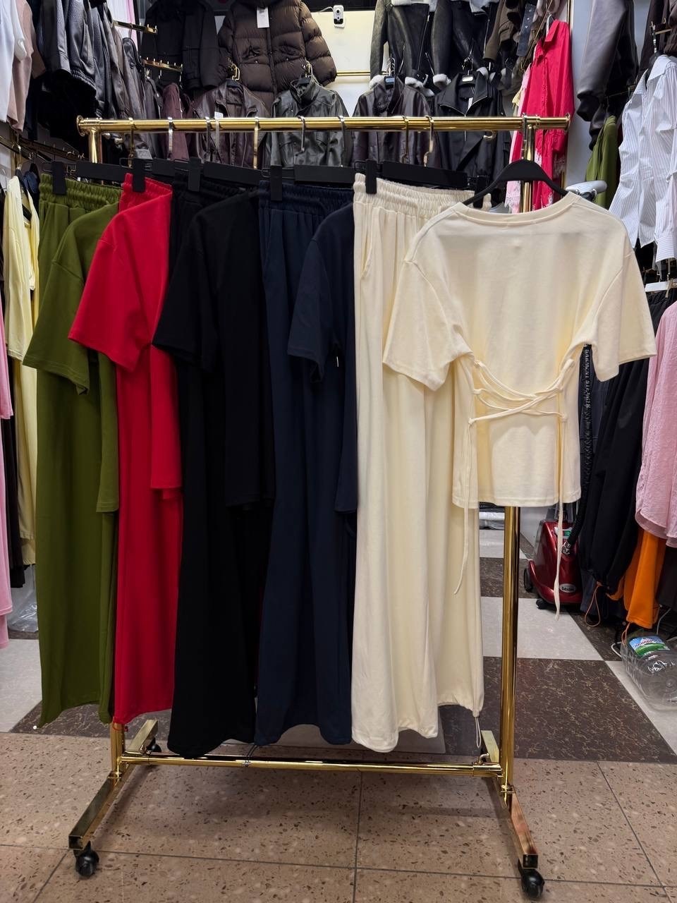 костюм повседневный,женский костюм,брючный трикотажный костюм,костюм трикотажный,летний костюм