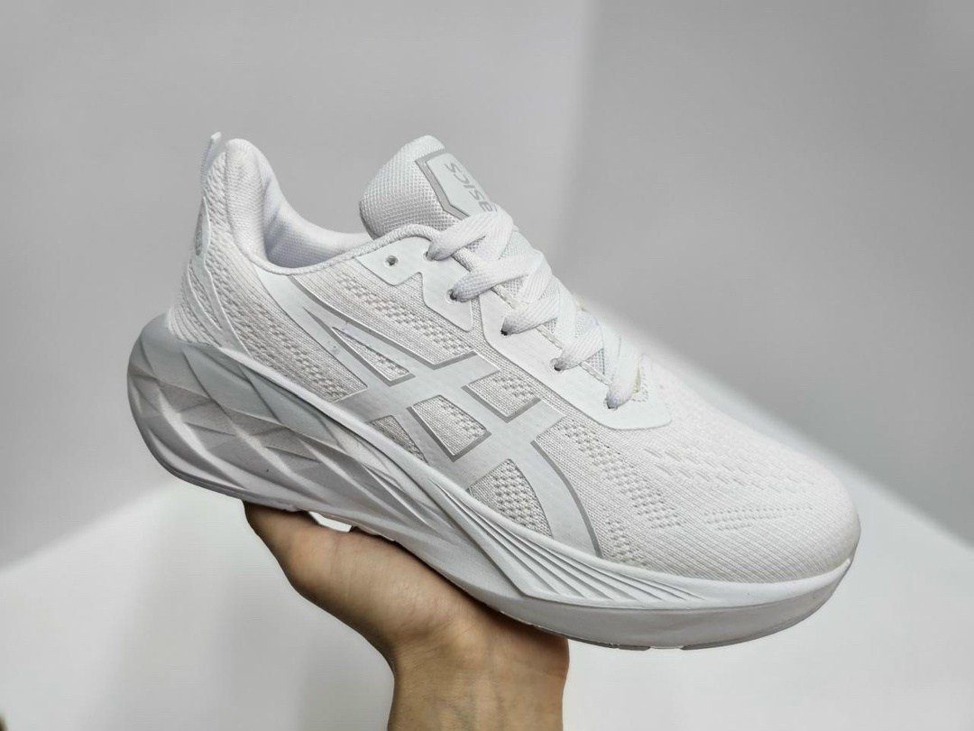 мужские кроссовки asics,кроссовки asics,кроссовки,женские кроссовки asics,кроссовки asics novablast 4