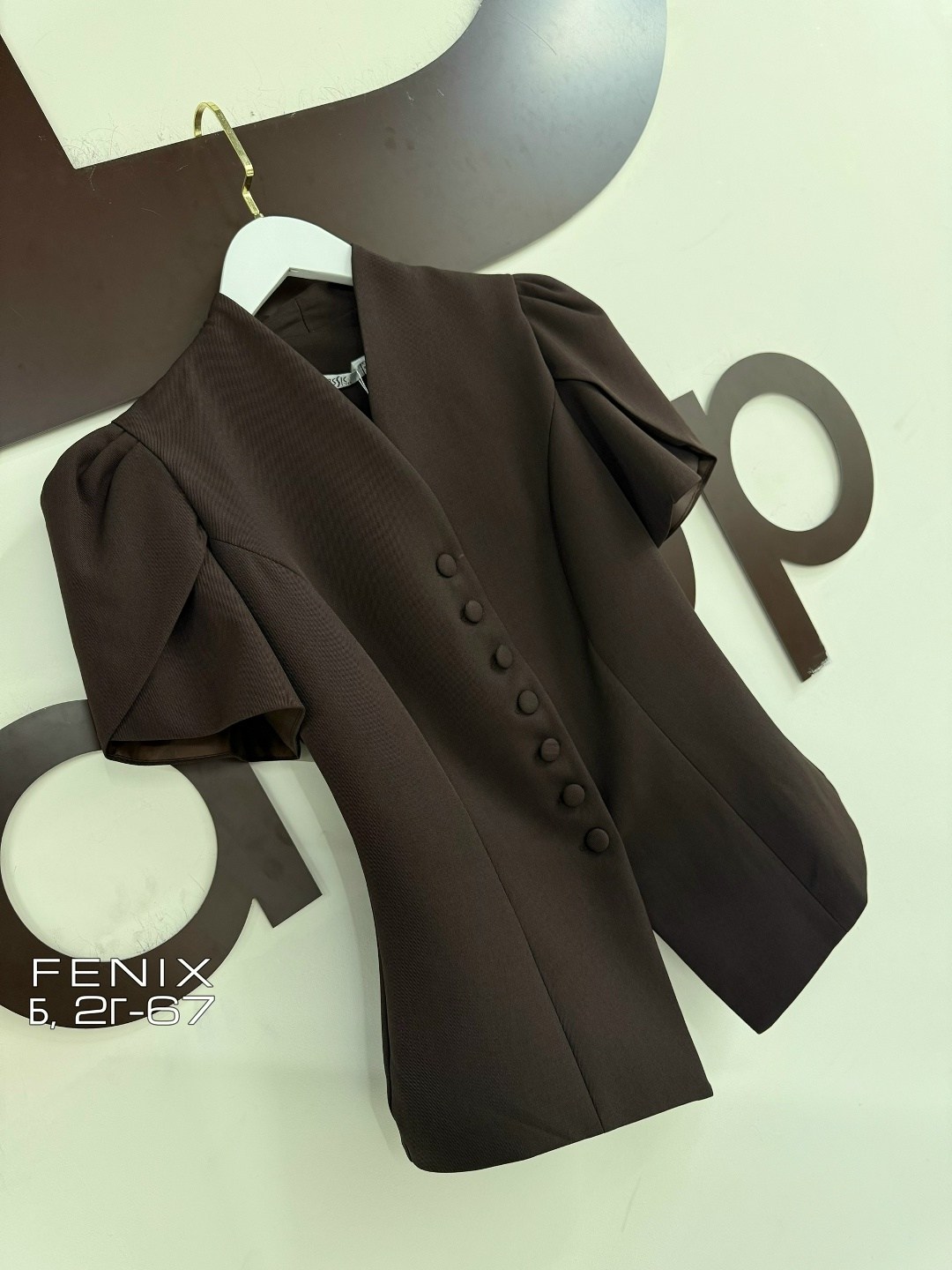 женские жакеты,женский костюм,жакет,стильный жакет,приталенный жакет