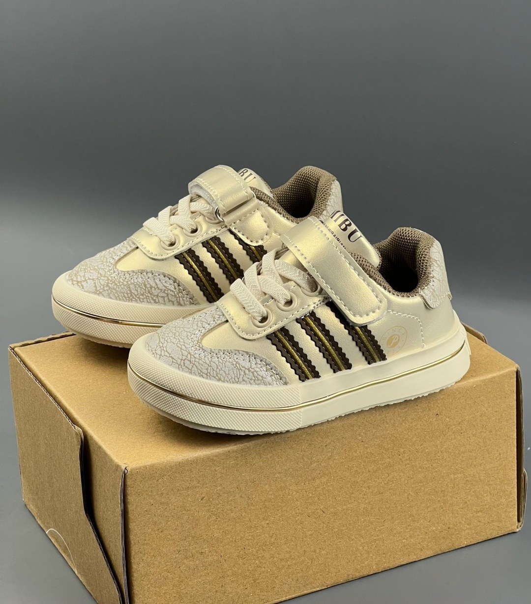 кроссовки adidas,детские кроссовки adidas,детские кроссовки,,кроссовки эко