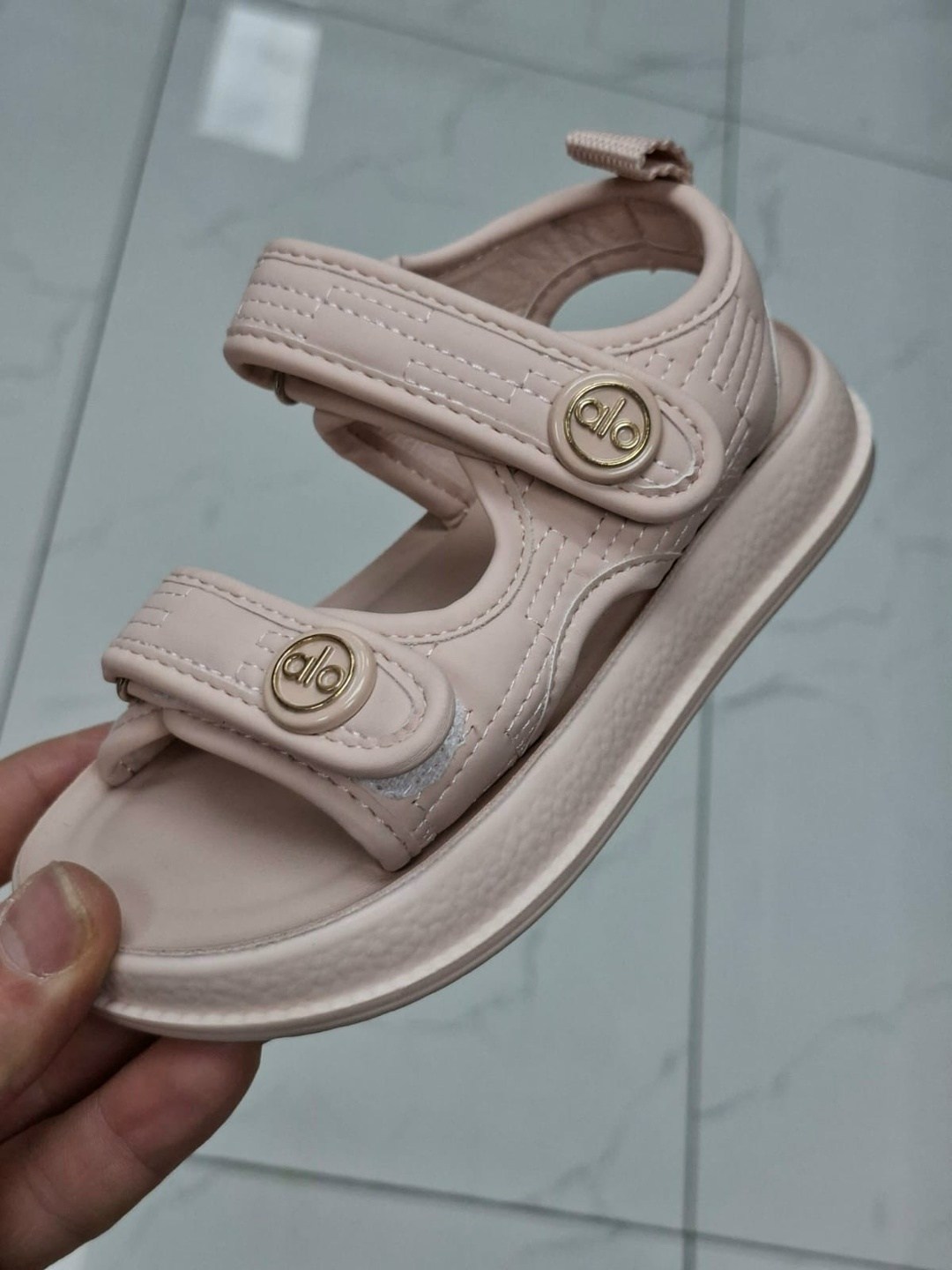 ,детские сандалии,сандалии,сандали,женские сандалии