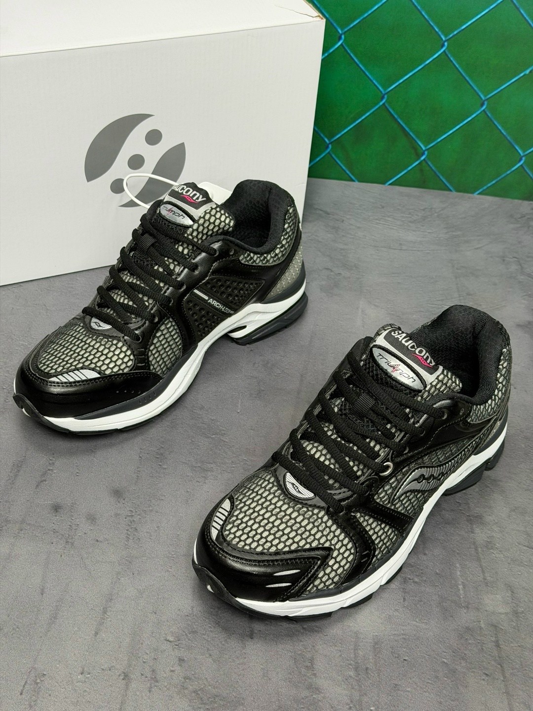 saucony progrid triumph 4,кроссовки saucony progrid triumph 4,saucony кроссовки,saucony progrid triumph 5,кроссовки