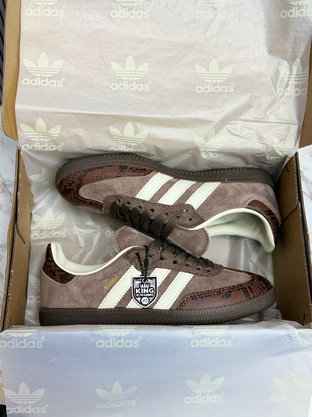 кроссовки adidas spezial,кроссовки adidas,кроссовки adidas samba,,кроссовки adidas spezial коричневые