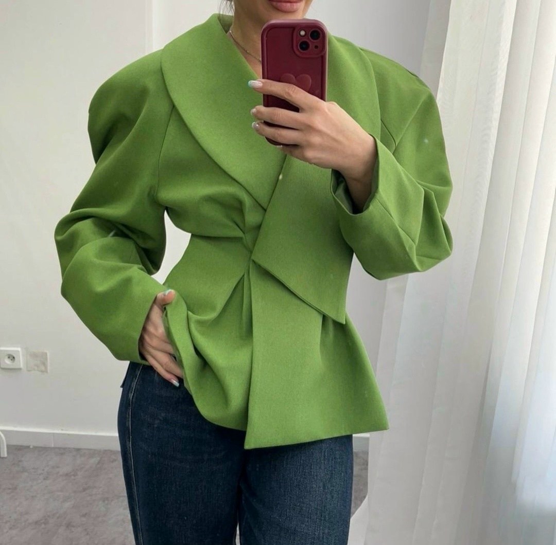 брючный костюм,брючный костюм клеш,костюм брючный женский,черный брючный костюм,брючный костюм женский клеш