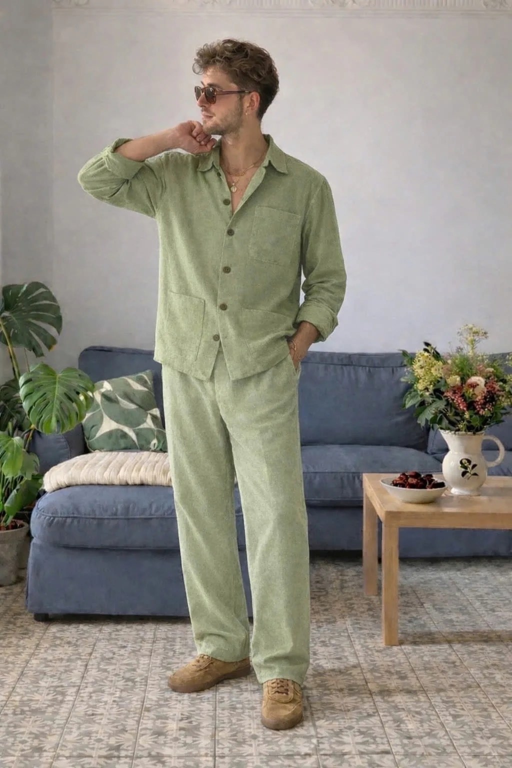 велюровая мужская пижама (комплект: брюки и рубашка),пижама мужская из велюра (комплект: брюки и рубашка) размер 48,пижама мужская из велюра с брюками и рубашкой "коричневая",пижама мужская из велюра