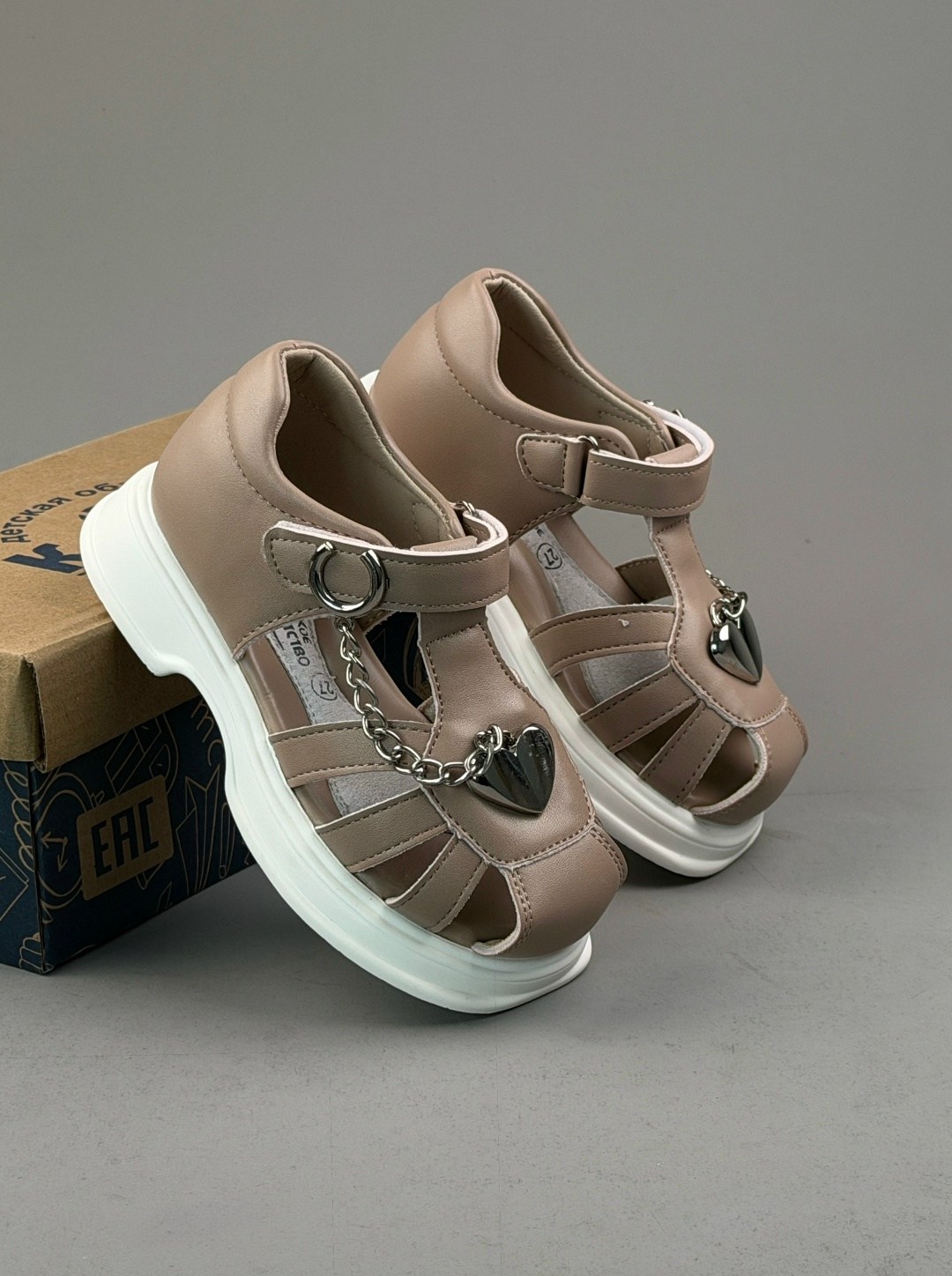 ,детские босоножки,детские сандалии,сандалии,босоножки сандали