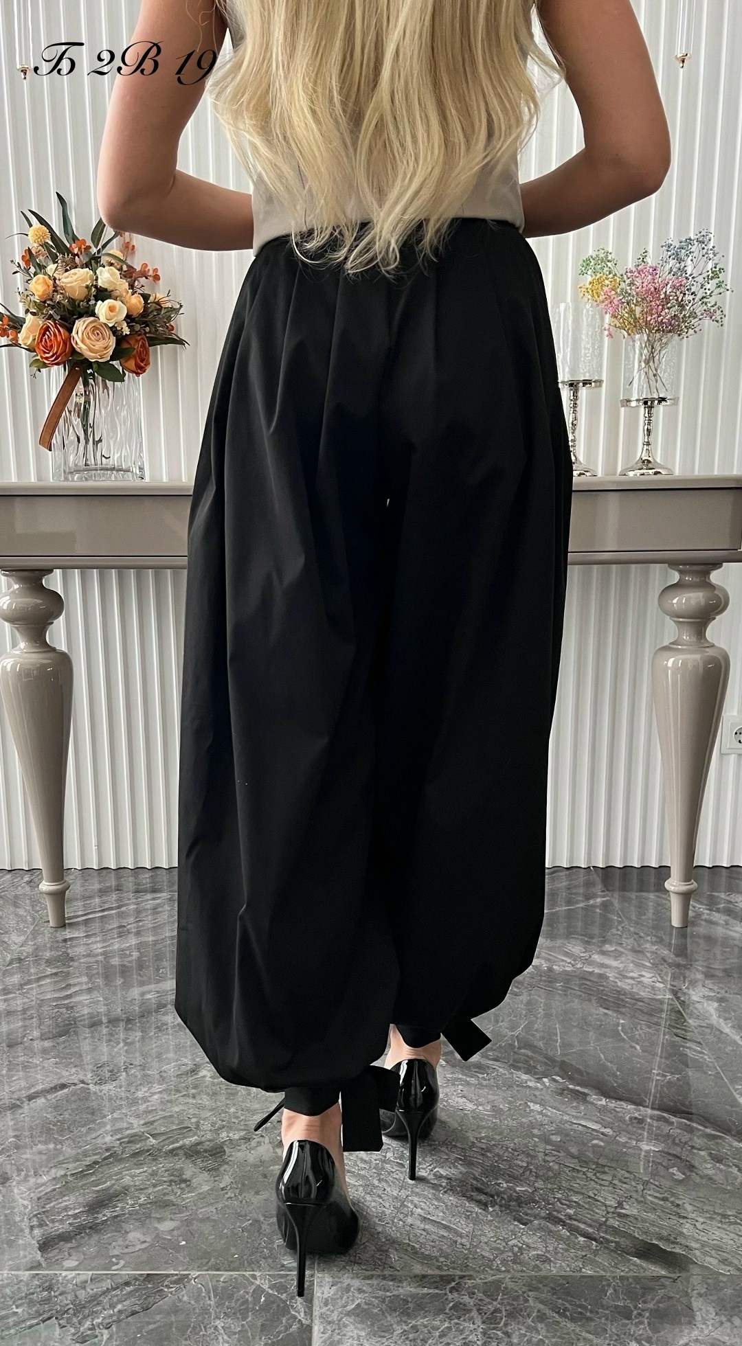 брючный костюм с жилетом,женский брючный костюм с жилетом,брючный костюм с жилеткой,костюм брючный с жилетом осенний на завязках umila brend,костюм брючный