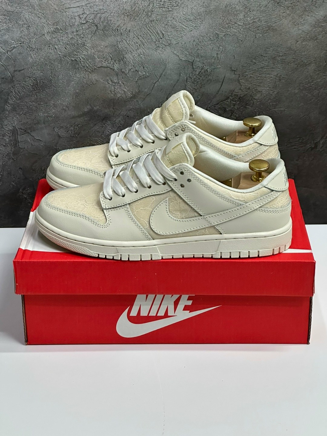 nike dunk low sail/light bone,кроссовки nike sb dunk low цвет бежевый,nike dunk low,кроссовки,nike dunk low light bone