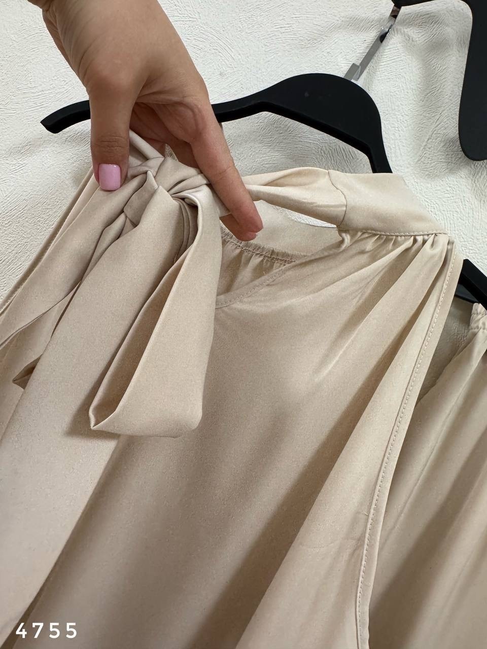 атласный костюм,атласные брюки,стильные наряды,женская мода