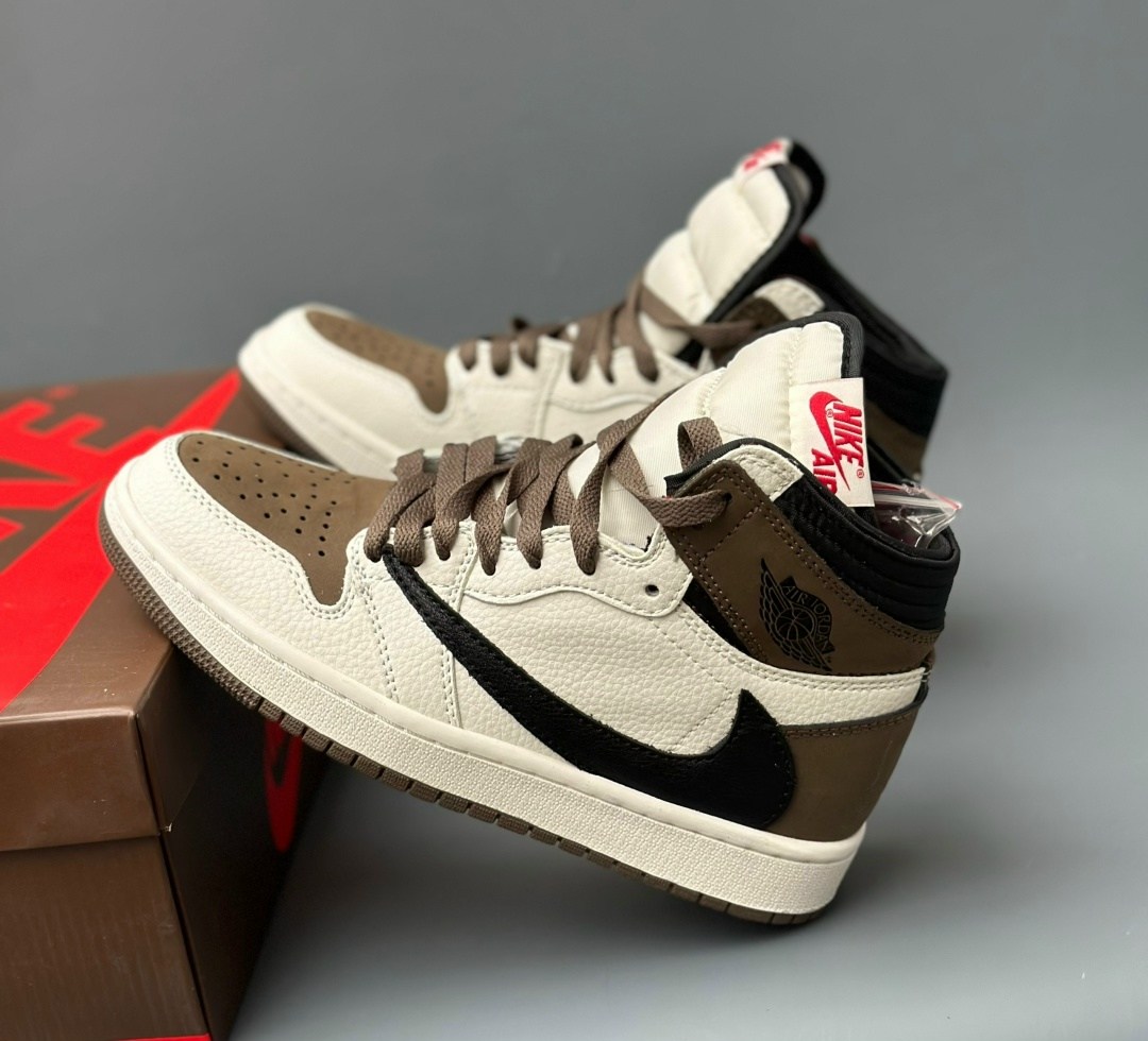 кроссовки nike air jordan 1 x travis scott цвет коричневый,кроссовки nike air jordan 1 x travis scott,nike air jordan 1 travis scott,jordan 1 travis scott,nike jordan cactus jack travis scott