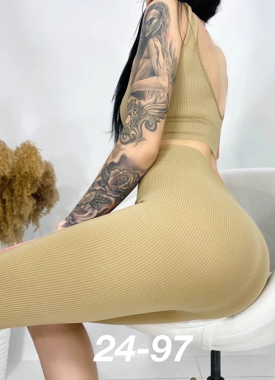 костюм топ и велосипедки,костюм топ и велосипедки спортивный,костюм женский,легинсы женские,