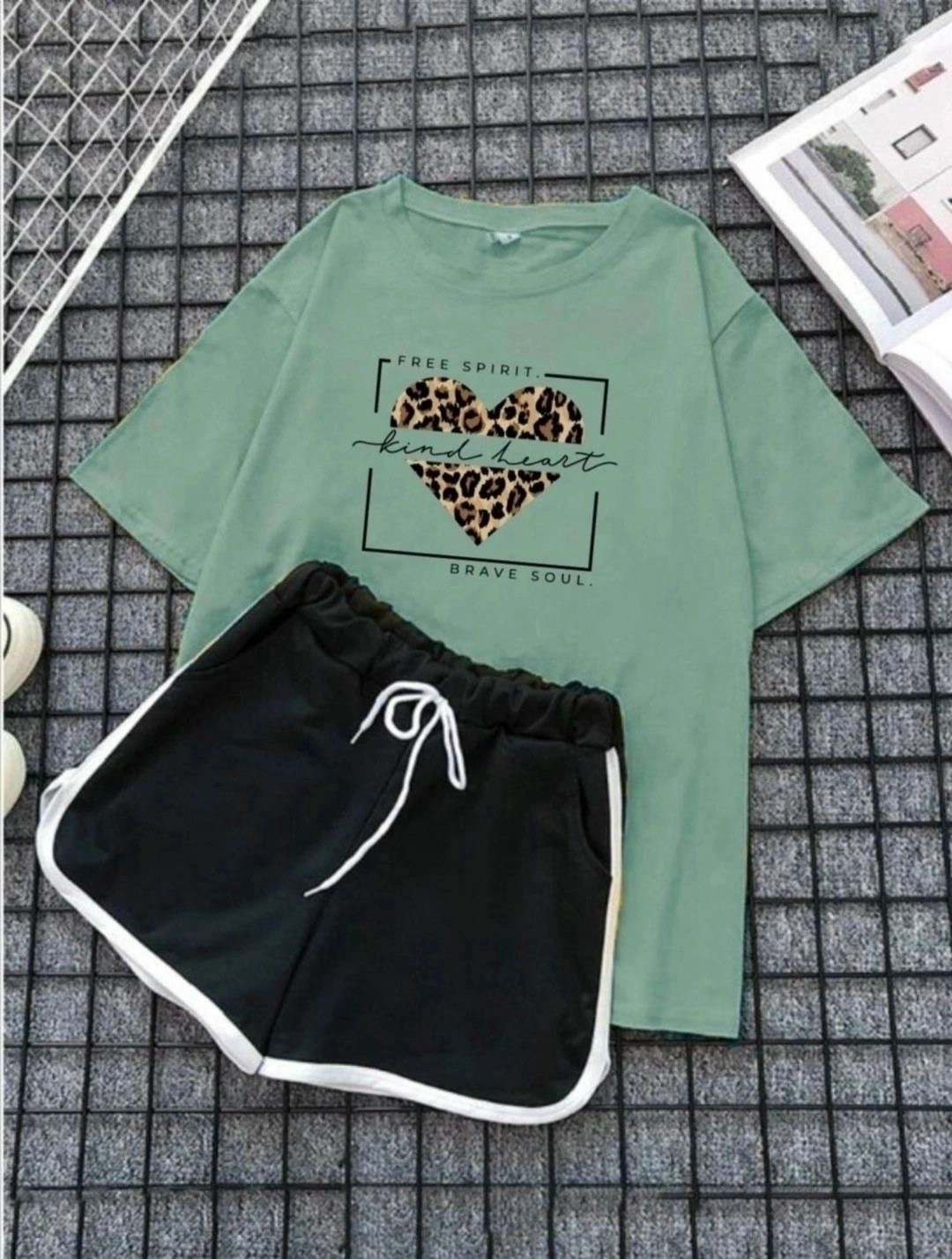 костюм женский с шортами,костюм спортивный женский шорты,костюм женский,костюм футболка шорты,костюм женский футболка