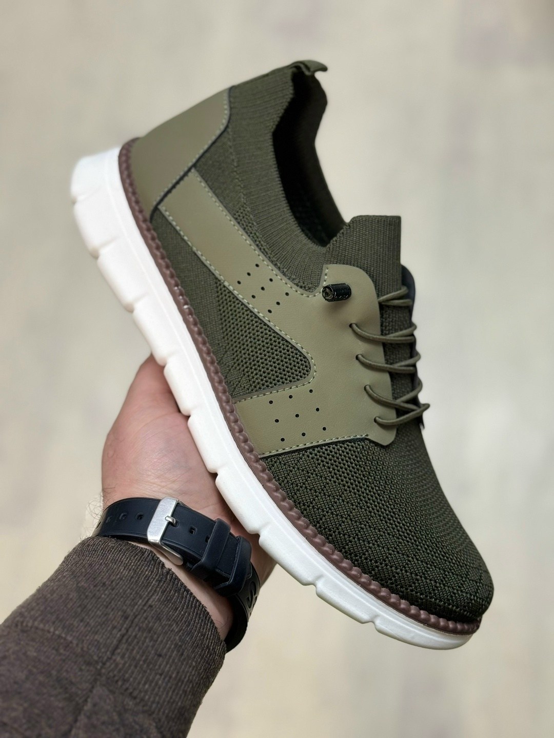 ,мужские кроссовки,спортивная ,мужская спортивная ,повседневные кроссовки