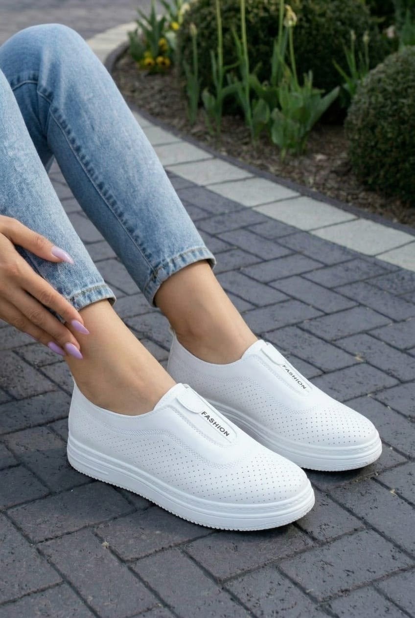 ,валберис слипоны женские летние,женские слипоны,слипоны с перфорацией женские,слипоны женские летние