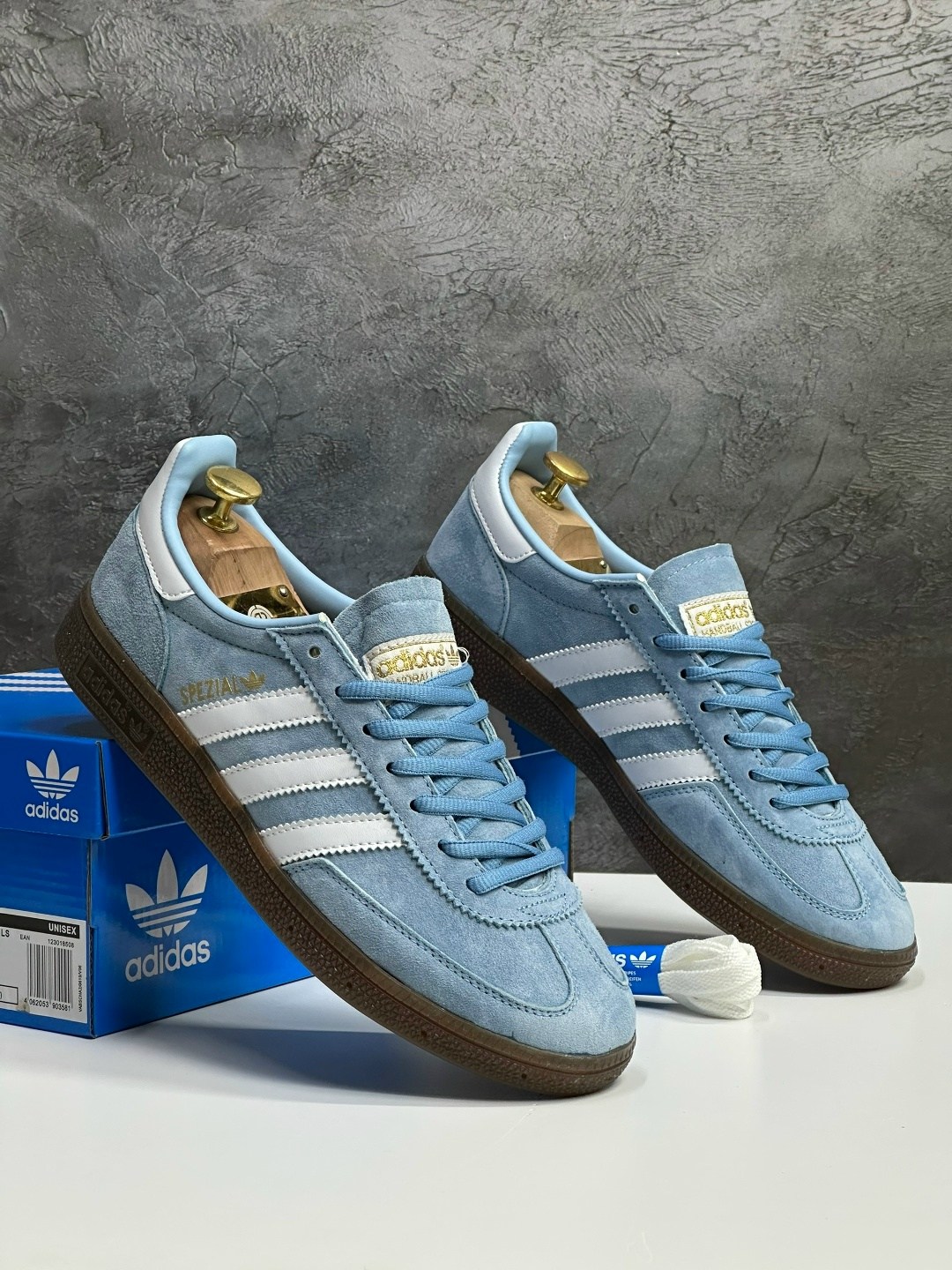 кроссовки adidas spezial,кроссовки adidas spezial голубые,кроссовки адидас spezial,adidas handball spezial,adidas originals handball spezial