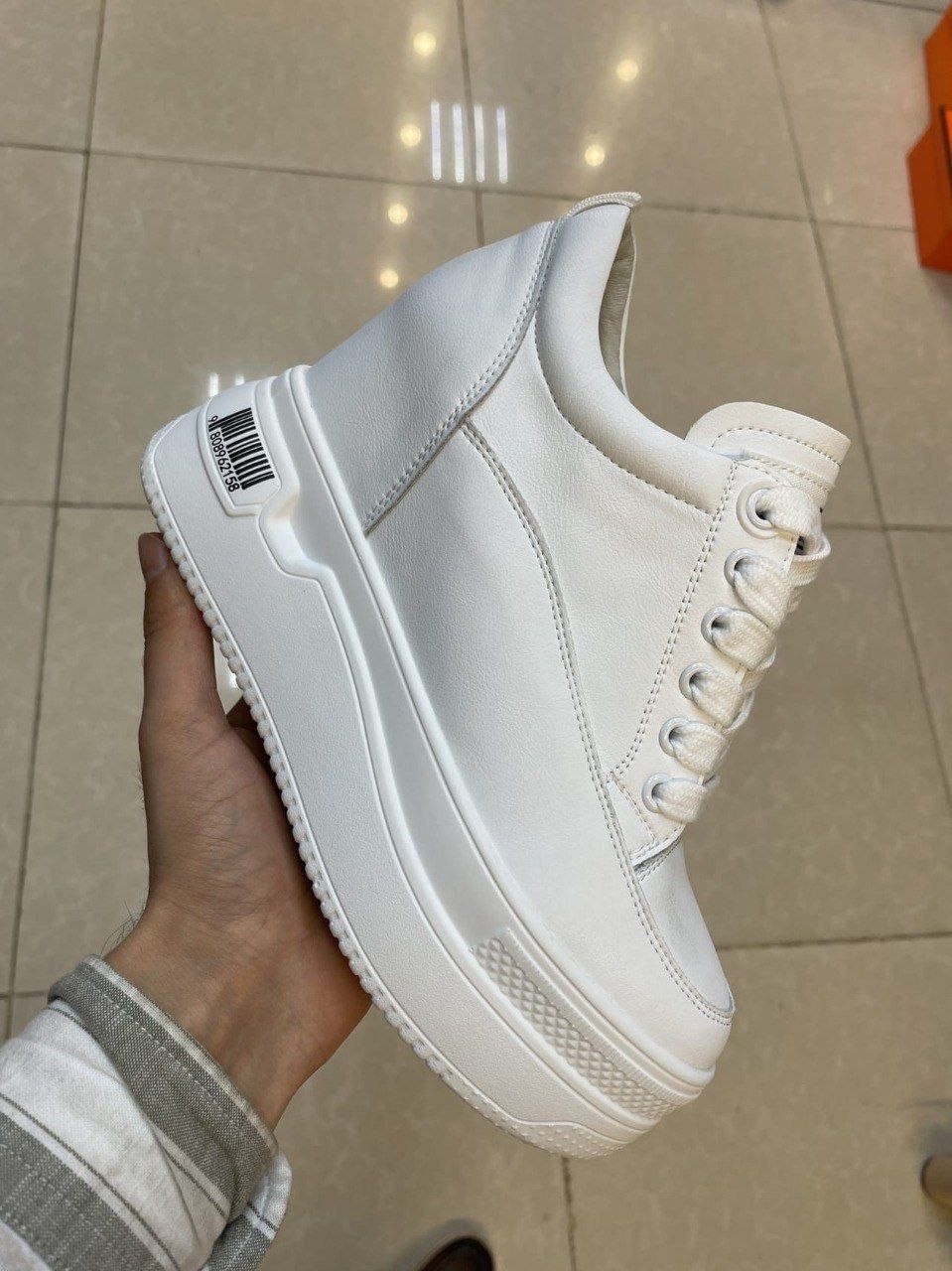 белые кеды найк женские мода 2022,женские белые кроссовки,женские белые кеды,,стильные кроссовки женские