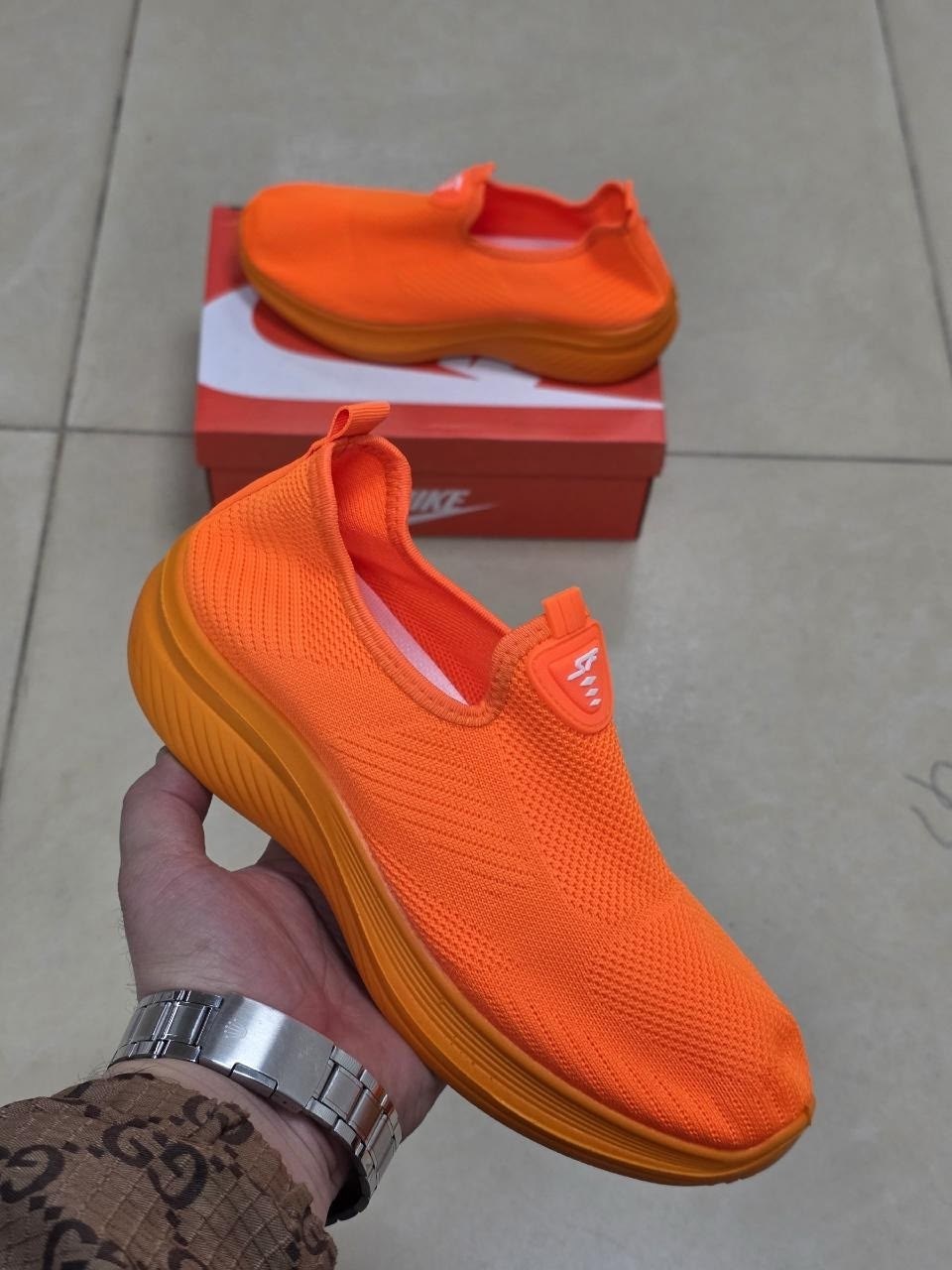кроссовки женскиe,оранжевые кроссовки,дышащие кроссовки, спортивная,кроссовки