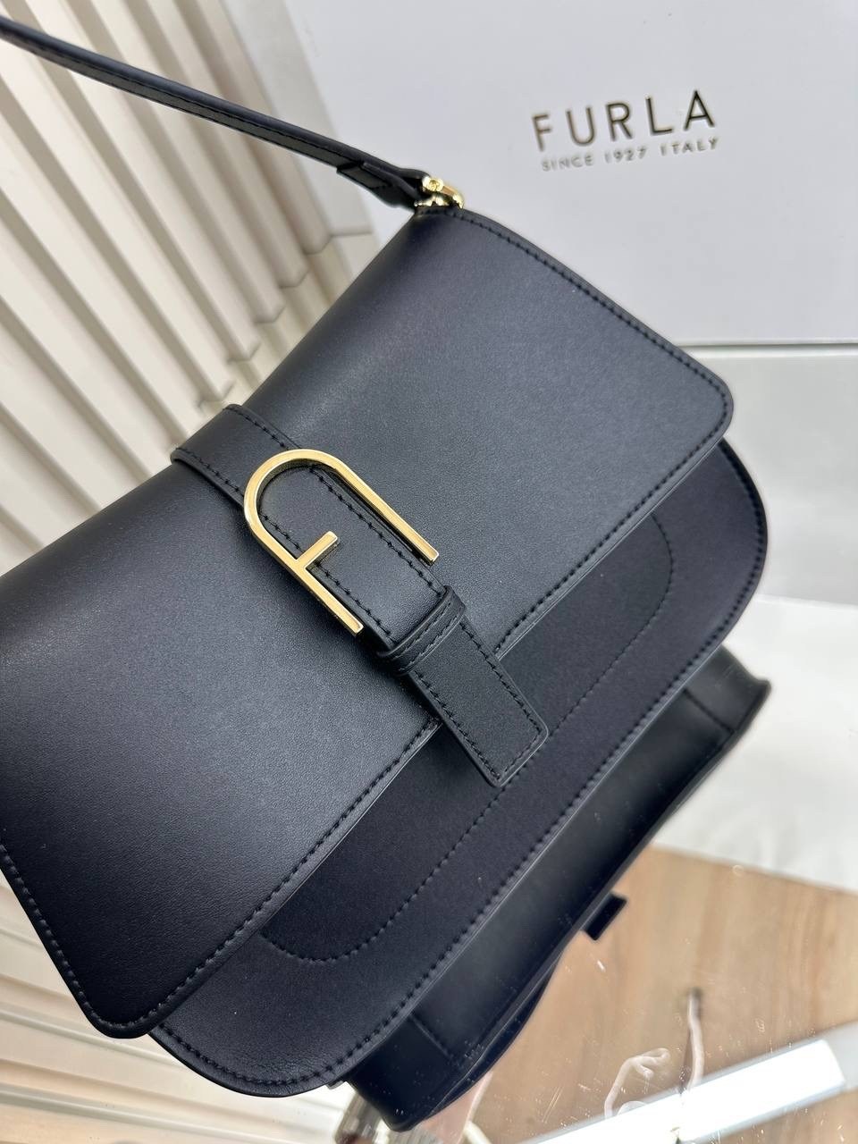 женская сумка furla,сумка furla,сумка фурла,сумка,кожаная сумка furla