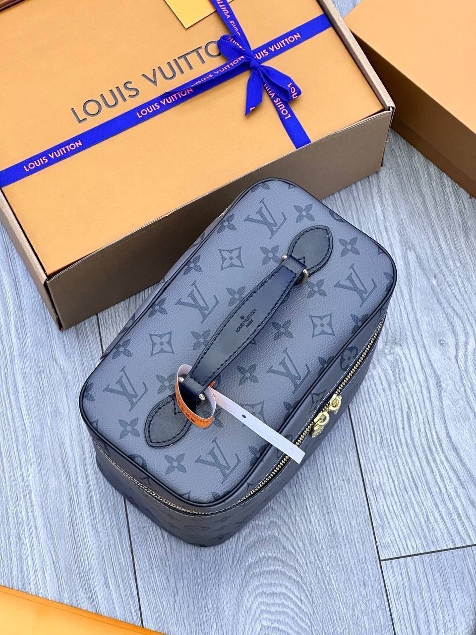 louis vuitton косметичка,сумка косметичка louis vuitton,cумка louis vuitton,louis vuitton сумка женская,louis vuitton косметичка louis vuitton