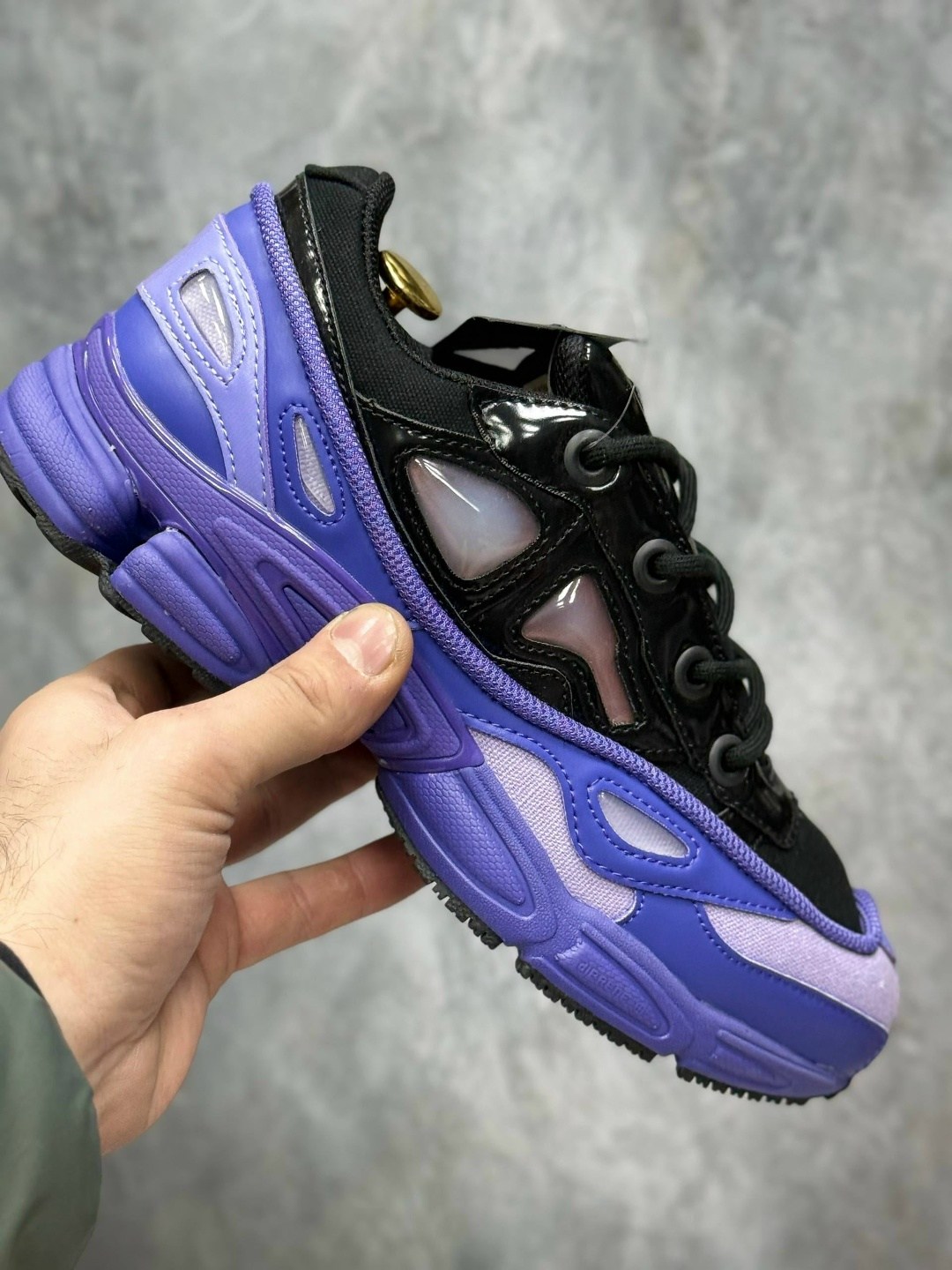 adidas ozweego 3 raf simons purple black,кроссовки adidas ozweego 3 raf simons purple black,adidas raf simons ozweego 3 purple,adidas raf simons ozweego 3,кроссовки adidas raf simons ozweego 3