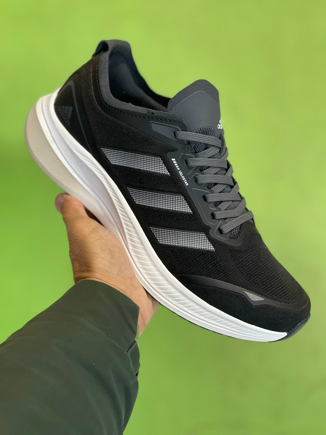 мужские кроссовки adidas,кроссовки adidas,кроссовки,кроссовки адидас дыши,кроссовки адидас новая коллекция 2026