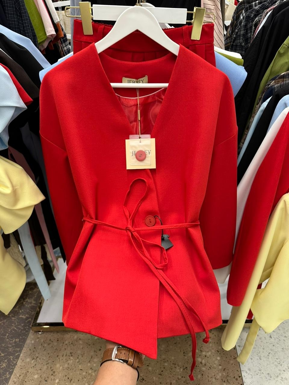пальто модное,женский блейзер с поясом,блейзер с поясом,женские жакеты,пиджак пальто