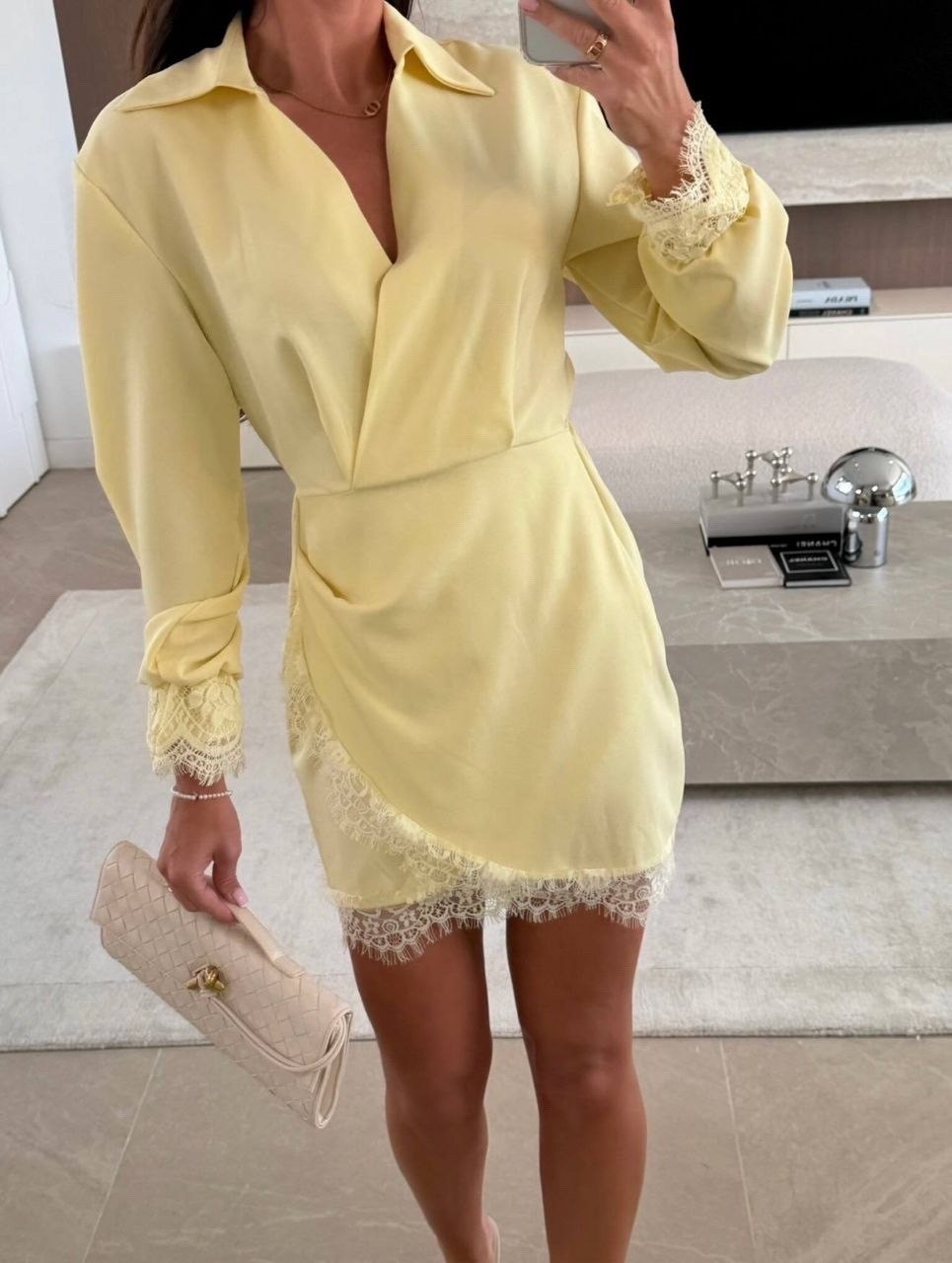 халат шелковый с кружевами,халат с кружевом,халат с кружевными вставками бледно-розового цвета,халат кружевной,халат с кружевными вставками розового цвета