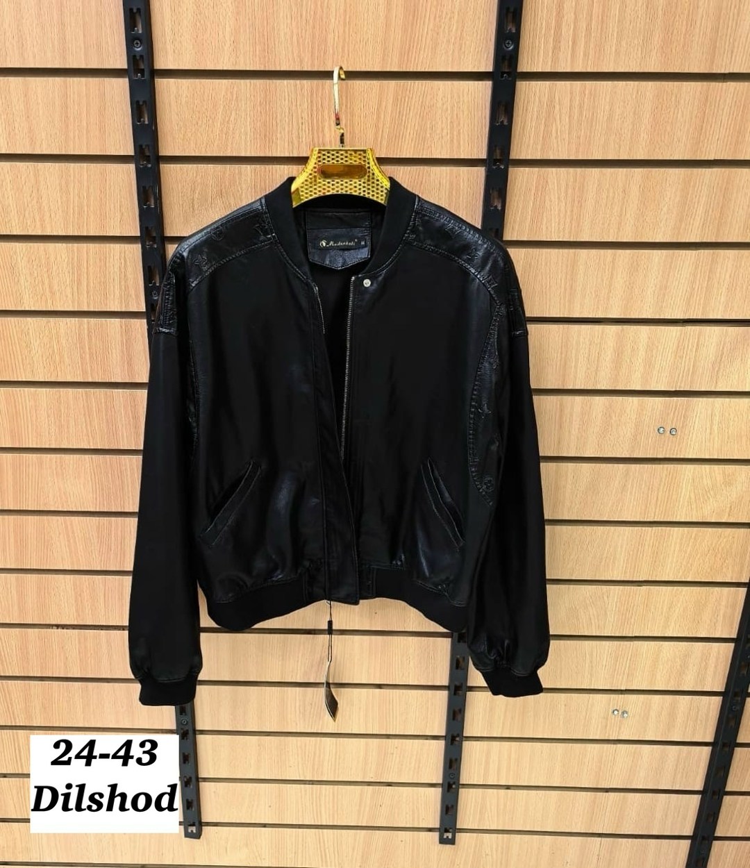 куртка бомбер женская,куртка бомбер,куртка повседневная,женская куртка,легкая куртка