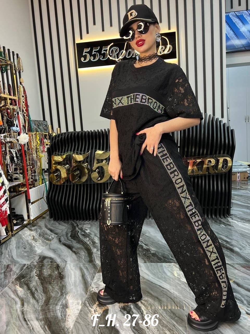 костюм двойка женская,костюм женский,костюм двойка стильный,брючный костюм в спортивном стиле,стильные женские костюмы