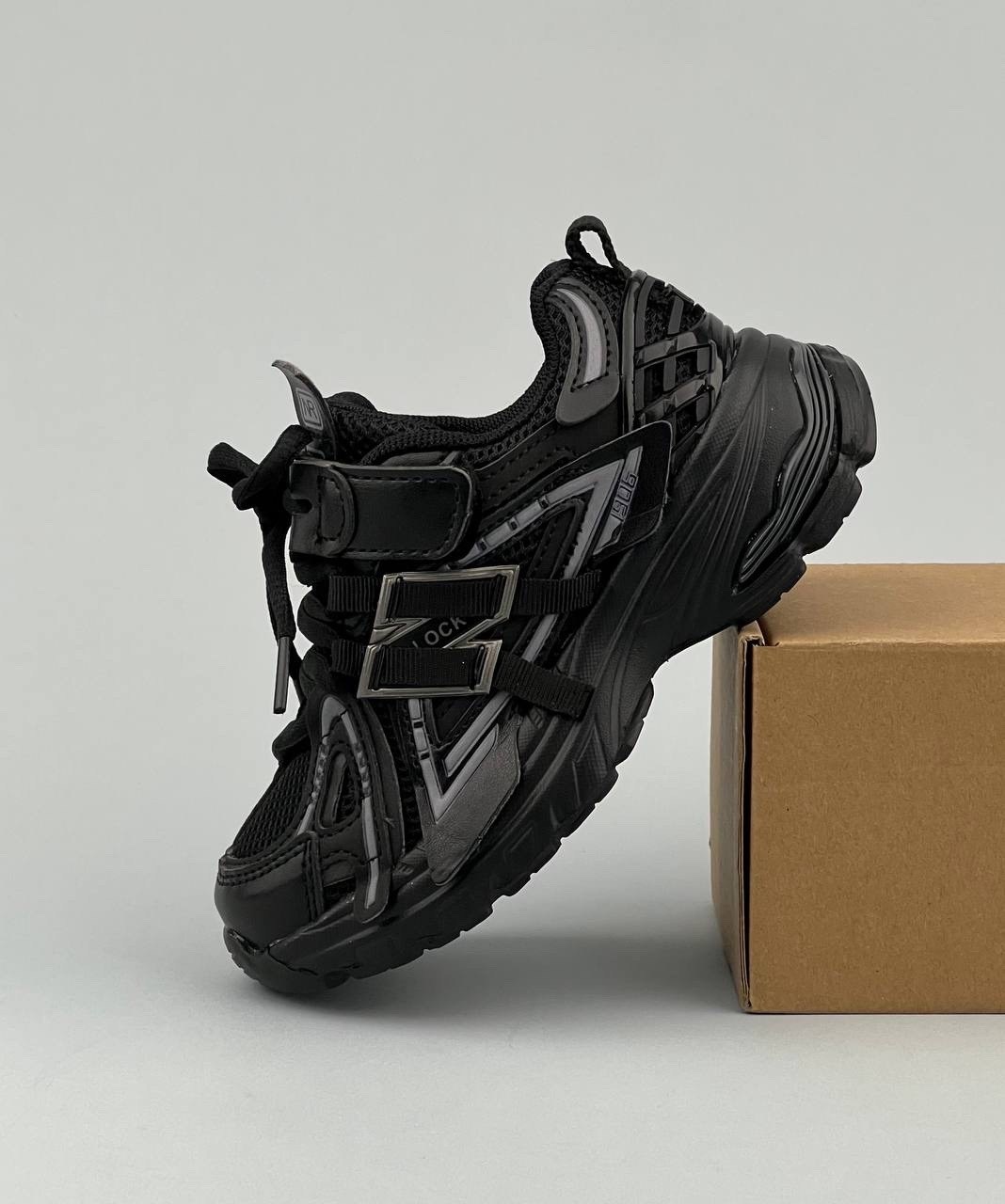 кроссовки массивные 3xl trainer balenciaga,баленсиага трек кроссовки черные,кроссовки track balenciaga,кроссовки массивные,черные кроссовки