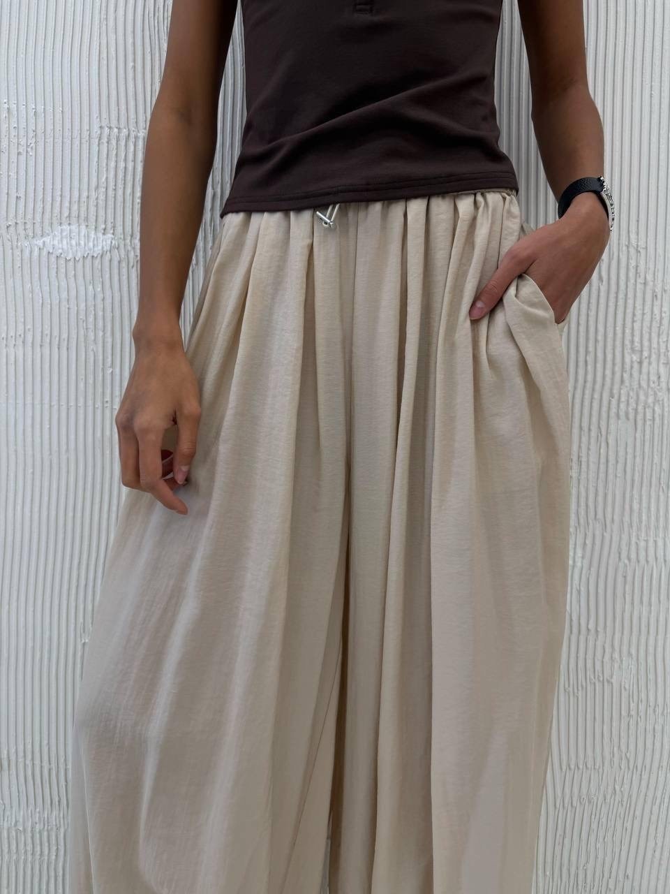 широкие брюки,шелковые брюки палаццо,широкие брюки "палаццо" с карманами нежно-розового цвета,летние брюки,широкие брюки женские