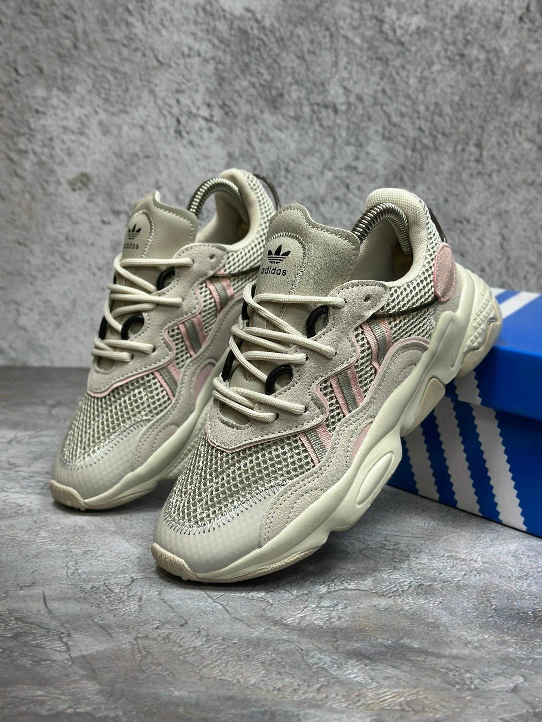 кроссовки adidas ozweego,женские кроссовки adidas ozweego,кроссовки женские adidas,кроссовки мужские adidas ozweego,adidas ozweego