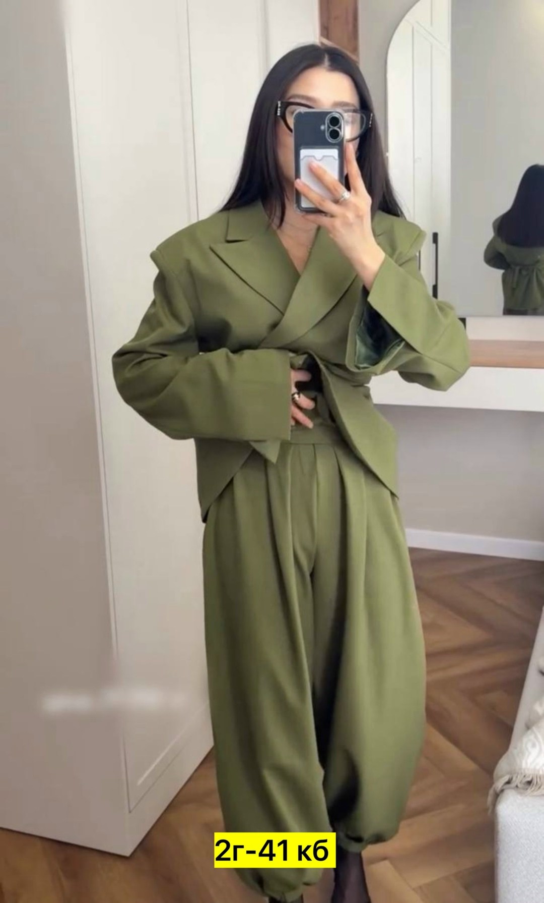 костюм брючный,женский костюм,брючный костюм +топ,костюм классический,жакет и брюки