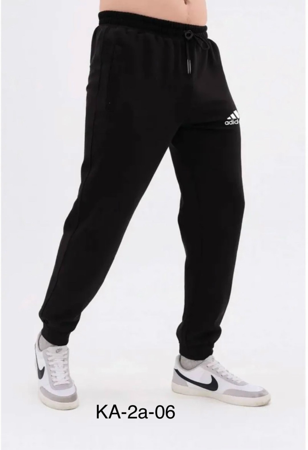 мужские спортивные брюки adidas,брюки мужские adidas,брюки мужские adidas essentials,мужские спортивные штаны adidas,брюки адидас